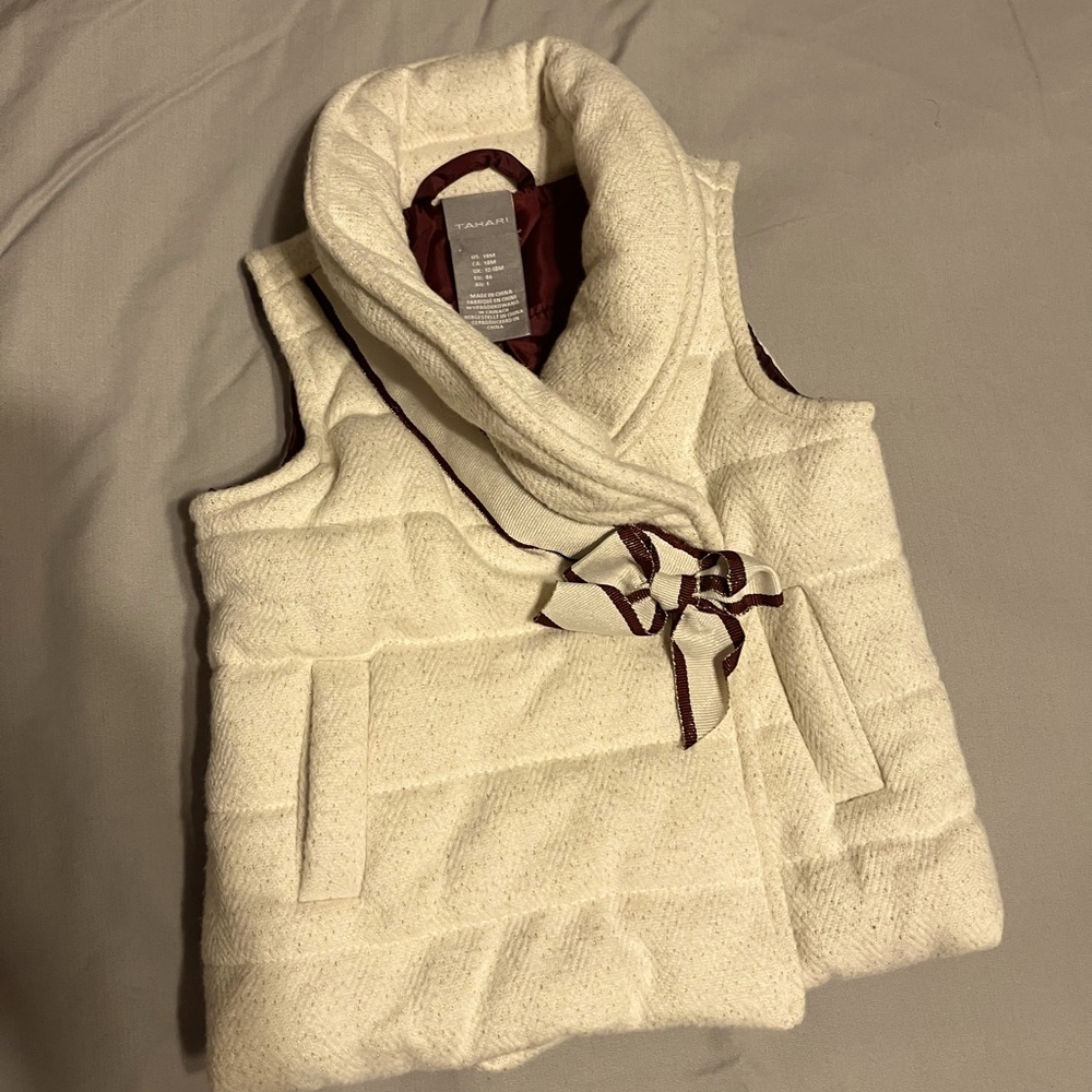 Tahari 18 month white and red vest